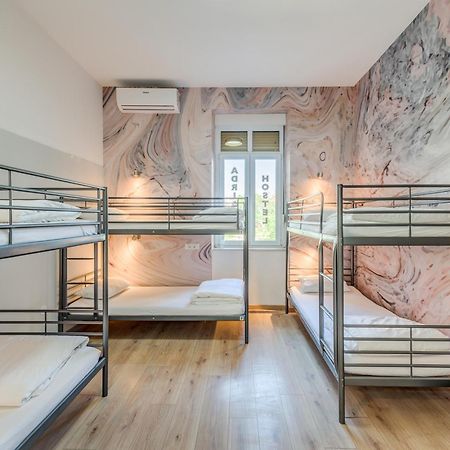 Hostel Colors Of Adriatic - Youth Only سبليت المظهر الخارجي الصورة